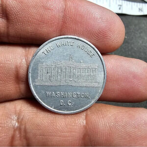 The White House Token President's Residence Washington DC Commemorative Token